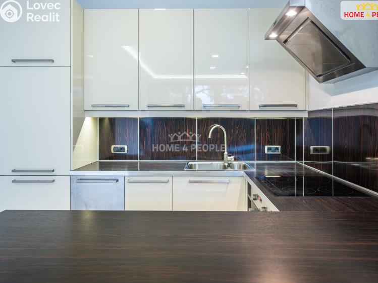 Prodej bytu 2+KK Praha 4, Jeremenkova č. 4