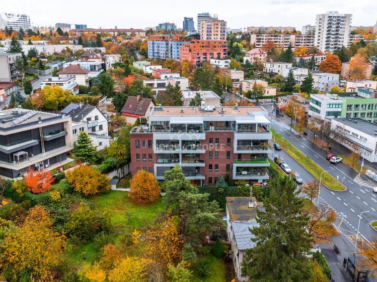 Prodej bytu 2+KK Praha 4, Jeremenkova č. 23