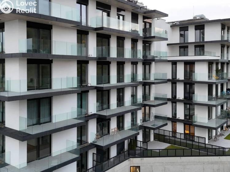 Prodej bytu 3+KK Praha, Prokofjevova č. 7