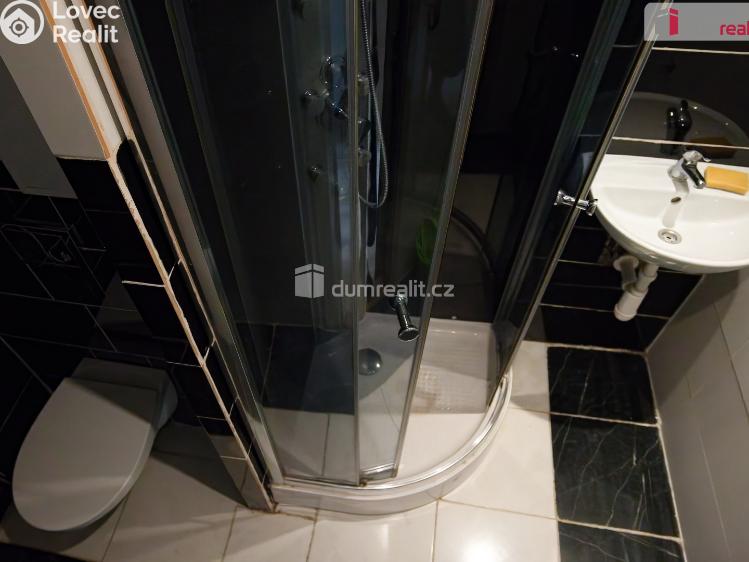 Pronájem bytu 2+KK Neratovice, Kojetická č. 8