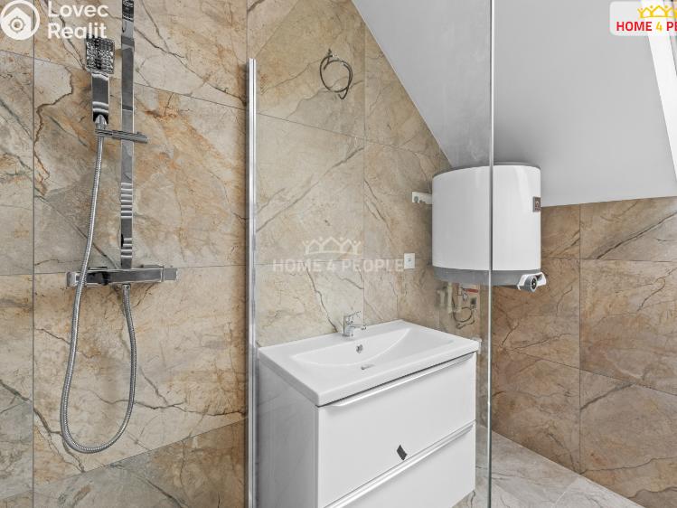 Pronájem bytu 2+KK Chrášťany č. 9