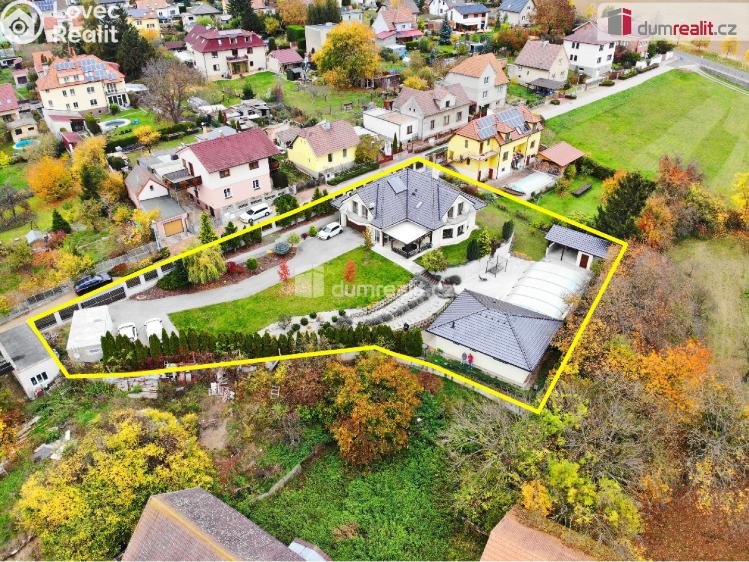 Prodej rodinného domu Praha-Lochkov, K úvozu č. 1