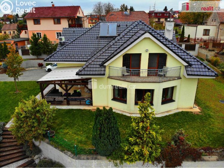 Prodej rodinného domu Praha-Lochkov, K úvozu č. 11