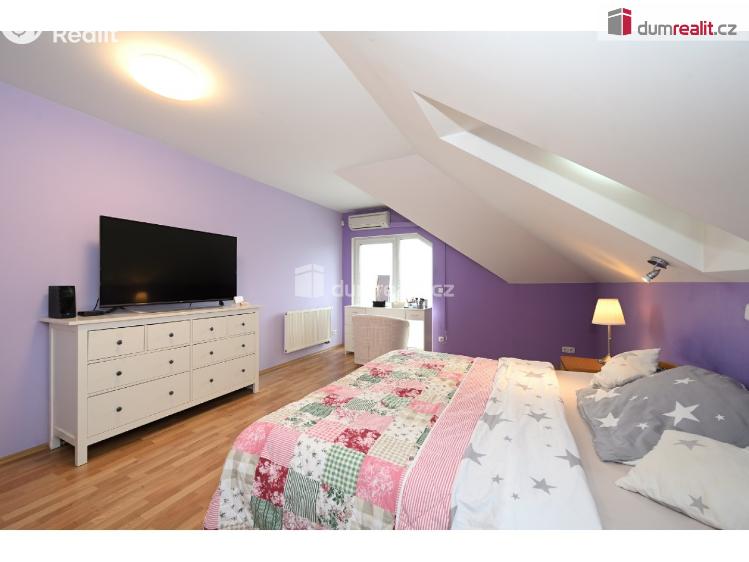 Prodej rodinného domu Praha-Lochkov, K úvozu č. 25