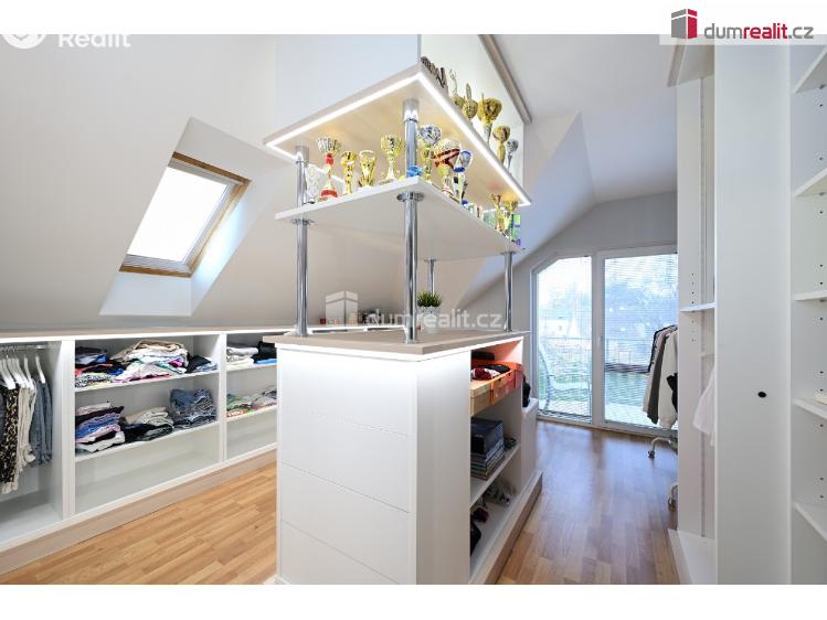 Prodej rodinného domu Praha-Lochkov, K úvozu č. 26