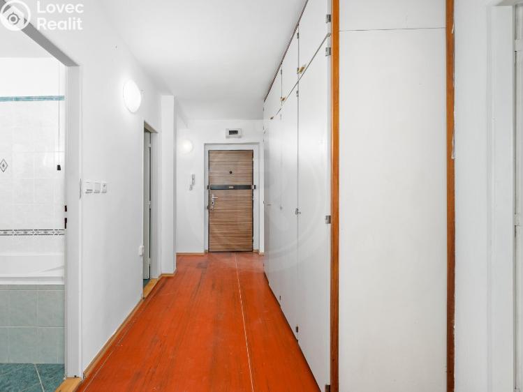 Prodej bytu 3+1 České Budějovice, J. Š. Baara 1661/41 č. 12