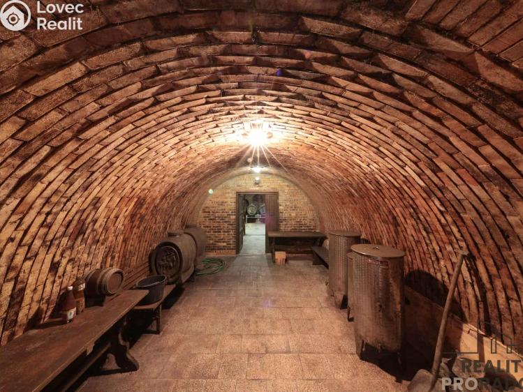 Prodej vinného sklepa Mutěnice č. 12