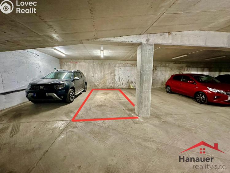Pronájem garážového stání Děčín, Řetězová č. 1