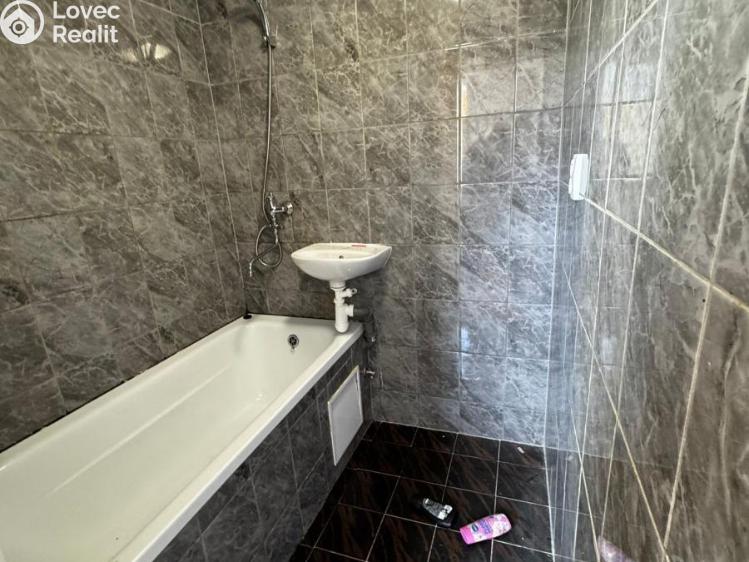 Pronájem bytu 2+1 Chomutov, Kyjická č. 4