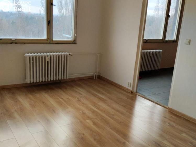 Pronájem bytu 1+1 Chomutov, Kyjická č. 4