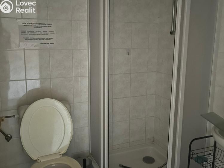 Prodej rodinného domu Podhradní Lhota č. 33