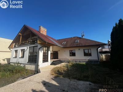 Prodej rodinného domu Podhradní Lhota č. 1