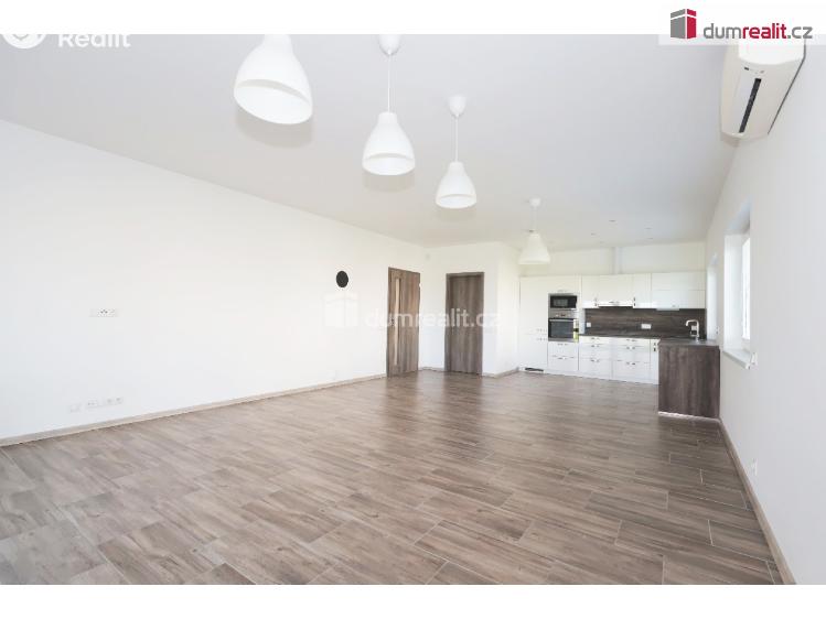 Pronájem rodinného domu Sibřina, Fazolová č. 8