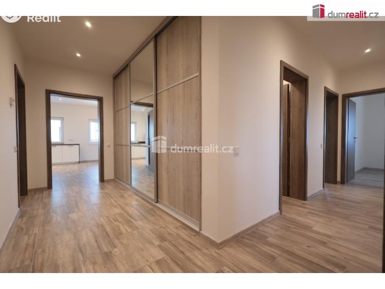 Pronájem rodinného domu Sibřina, Fazolová č. 23