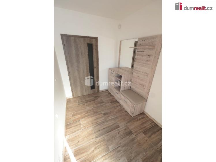 Pronájem rodinného domu Sibřina, Fazolová č. 25