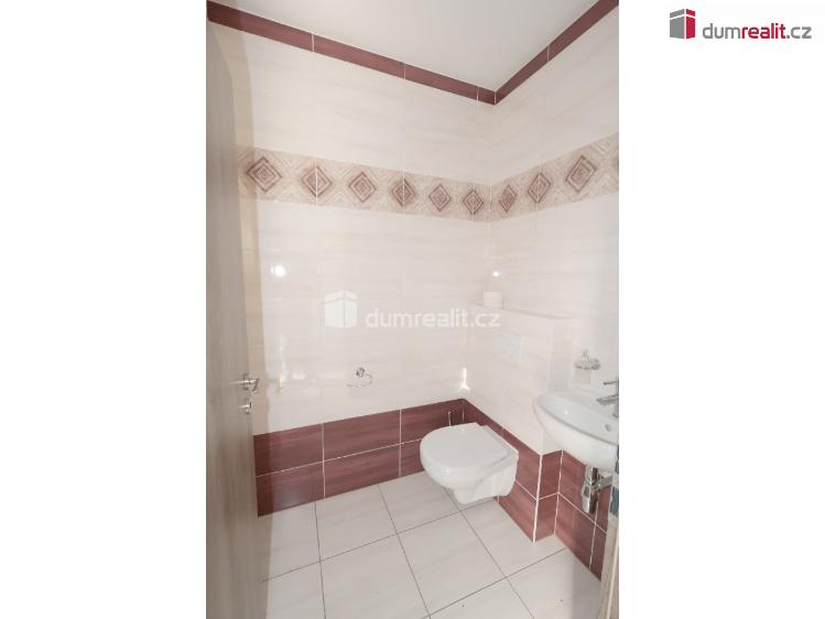 Pronájem rodinného domu Sibřina, Fazolová č. 27