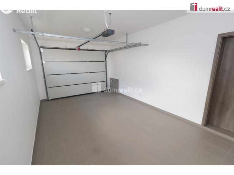 Pronájem rodinného domu Sibřina, Fazolová č. 29