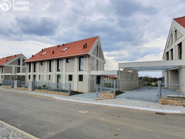 Pronájem bytu 2+KK Praha, Ke Tvrzi č. 11