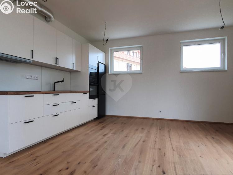 Pronájem bytu 2+KK Praha, Ke Tvrzi č. 2