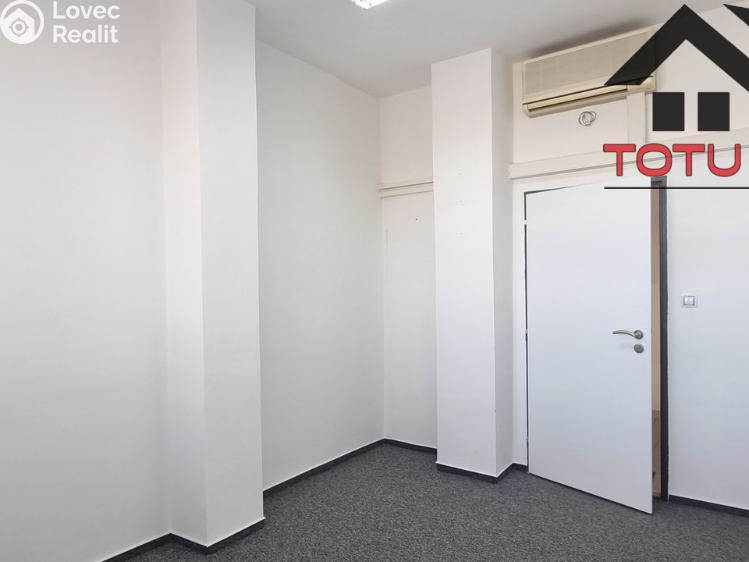 Pronájem kanceláře Chrudim, Palackého třída č. 4