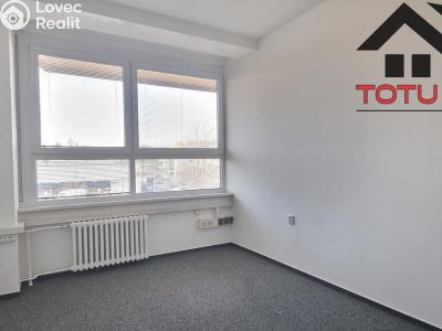 Rent office space Chrudim, Palackého třída č. 3