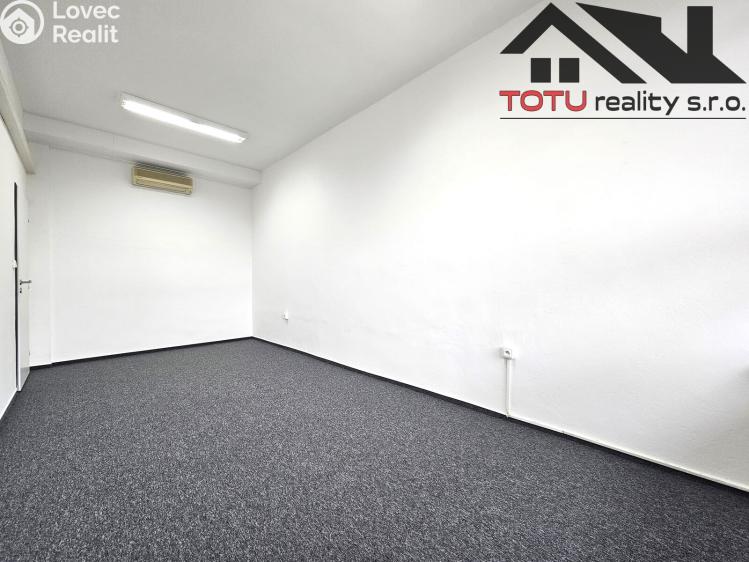 Pronájem kanceláře Chrudim, Palackého třída č. 4