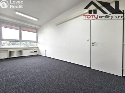Rent office space Chrudim, Palackého třída č. 2