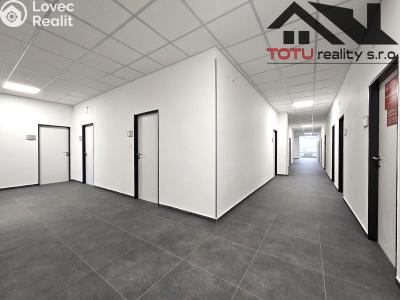 Rent office space Chrudim, Palackého třída č. 5