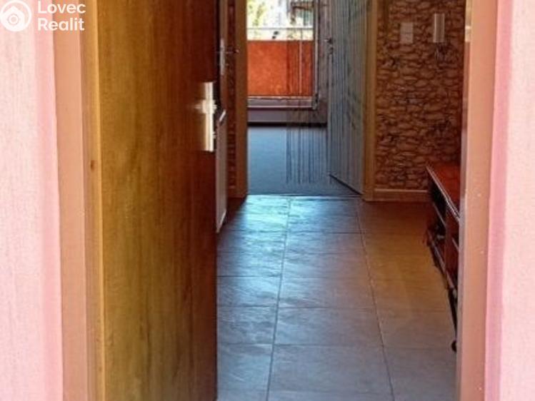 Prodej bytu 4+KK Řitka, Dvorská č. 22