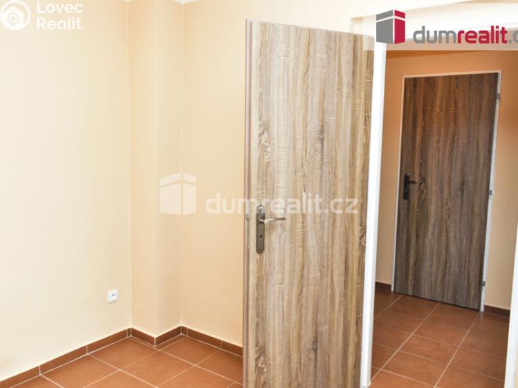 Pronájem bytu 1+KK Kladno, Korychova č. 7