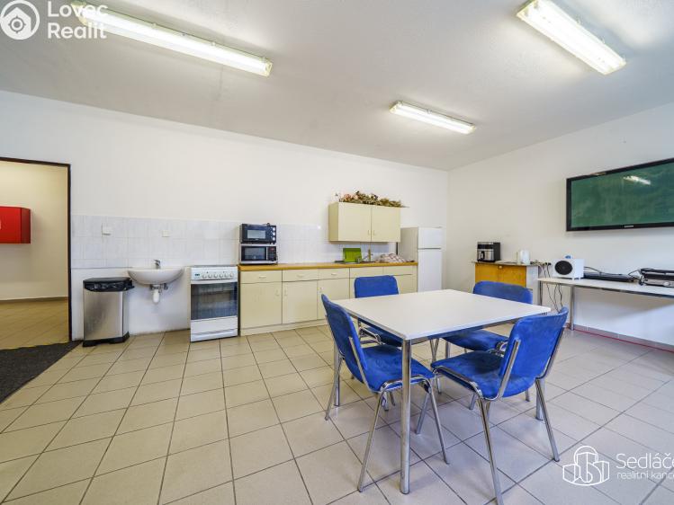 Prodej výrobní haly Krásno, Kladenská č. 21