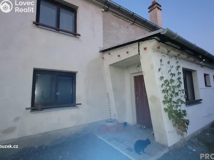 Pronájem rodinného domu Komárov č. 6