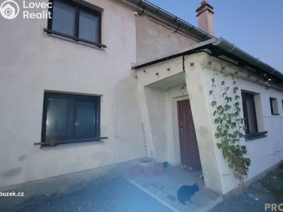 Pronájem rodinného domu Komárov č. 6