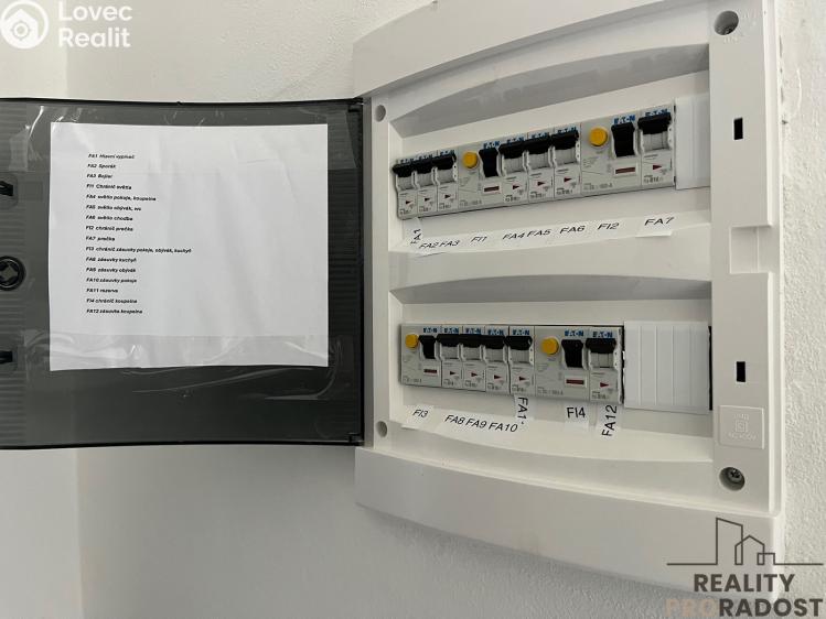 Prodej činžovního domu Dubí, Ruská č. 7