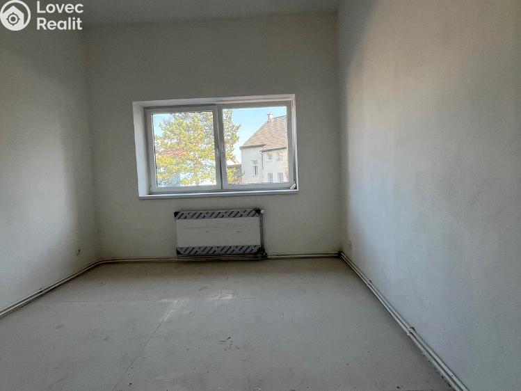 Prodej činžovního domu Dubí, Ruská č. 10