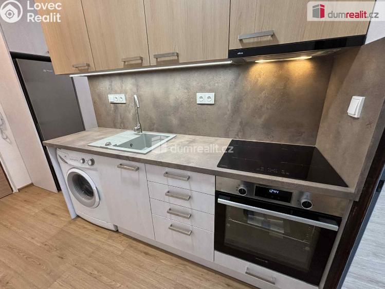 Оренда квартири 1+KK Otrokovice, Školní č. 24