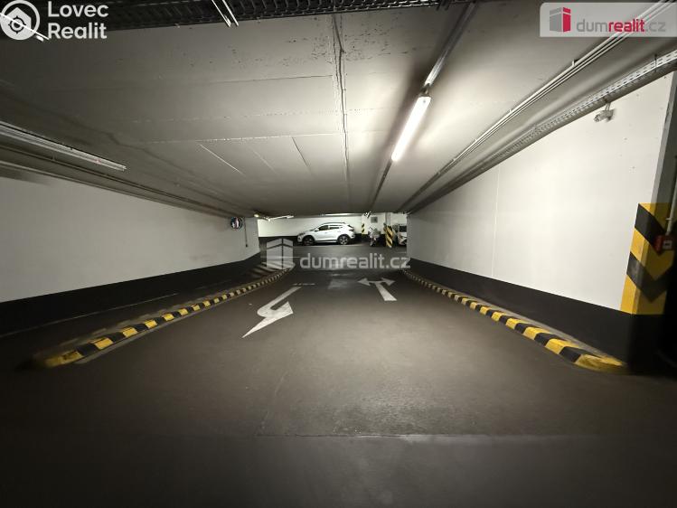 Pronájem garáže Praha 5, Karla Engliše č. 4