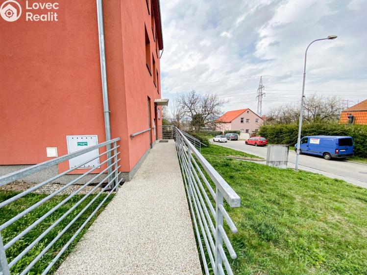 Pronájem bytu 2+KK Brno, Havraní 1207/18 č. 8