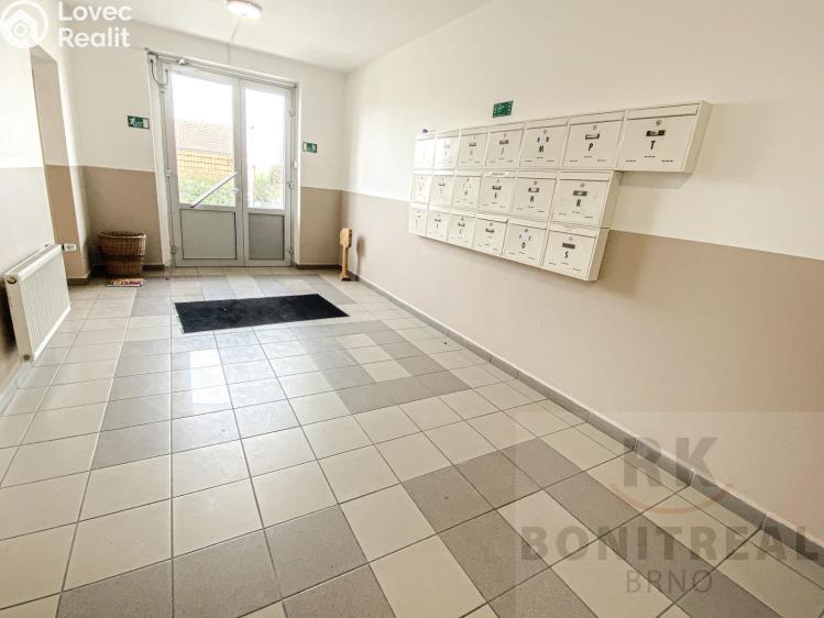 Pronájem bytu 2+KK Brno, Havraní 1207/18 č. 9