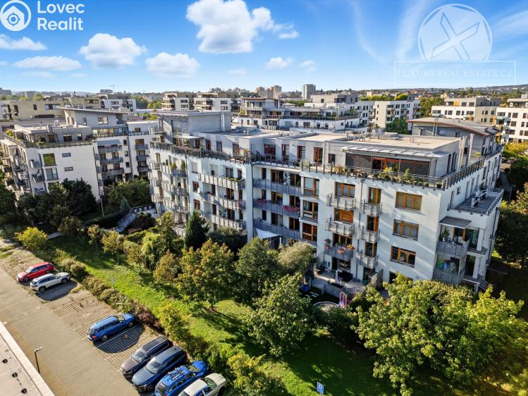 Prodej bytu 2+KK Praha, Univerzitní č. 31