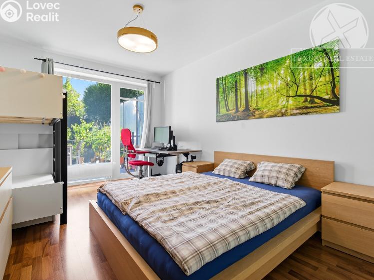 Prodej bytu 2+KK Praha, Univerzitní č. 10