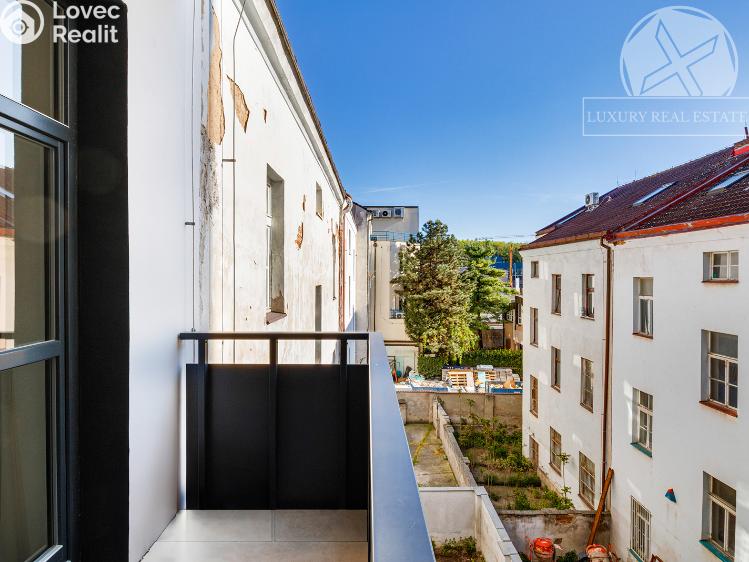 Prodej bytu 3+KK Praha, Na výběžku č. 9