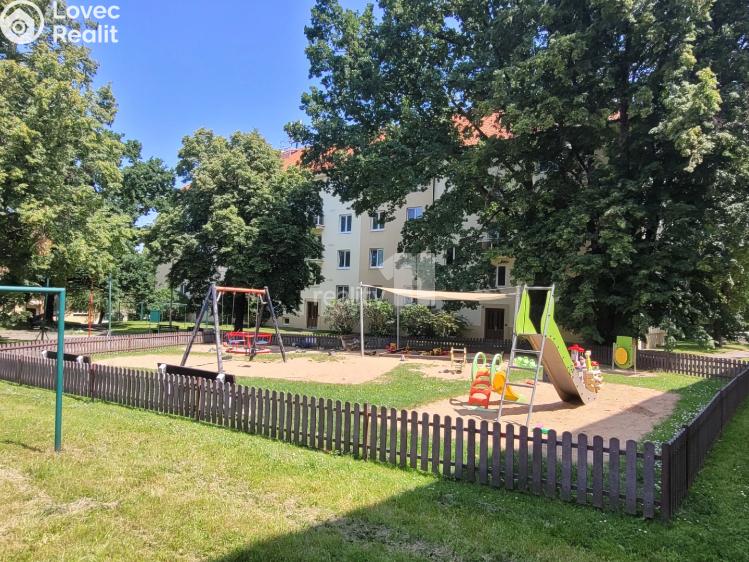 Prodej bytu 2+1 Praha 6, Myslivečkova č. 18