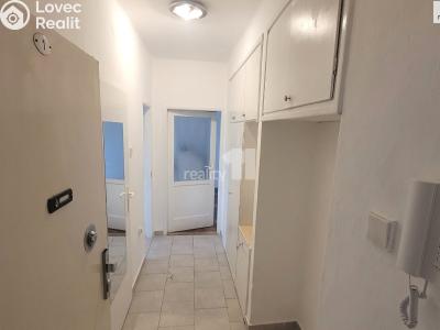 Sale apartment 2+1 Praha 6, Myslivečkova č. 3