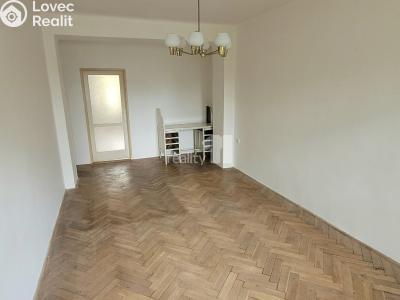 Sale apartment 2+1 Praha 6, Myslivečkova č. 6