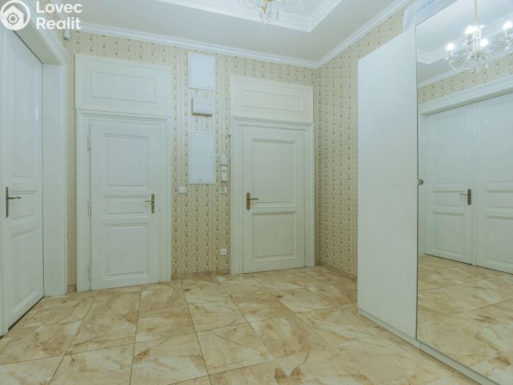 Sale apartment 3+1 Praha, Mezibranská 577/19 č. 19