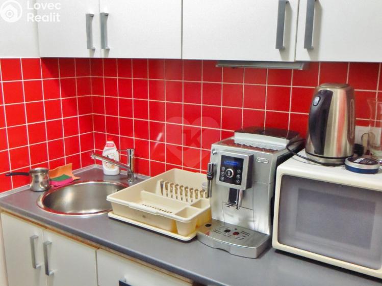 Pronájem kanceláře Praha, Komunardů č. 8