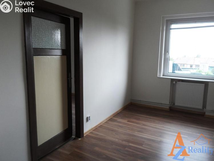 Оренда квартири 3+1 Chomutov, Dobrovského 3227 č. 6