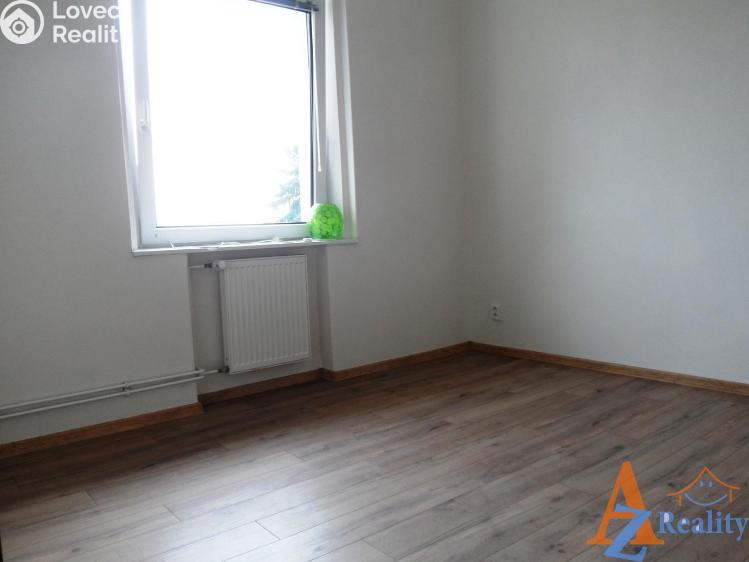 Оренда квартири 3+1 Chomutov, Dobrovského 3227 č. 8