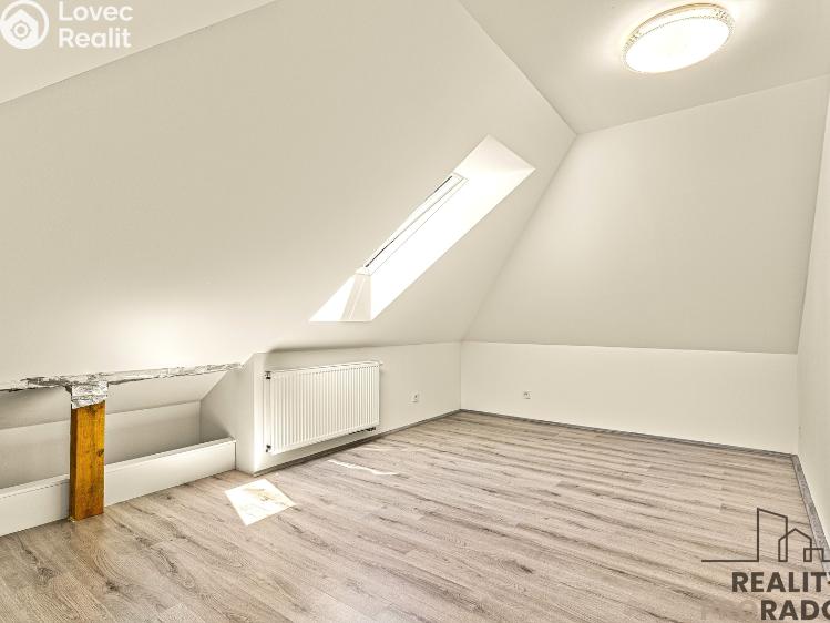 Prodej rodinného domu Králův Dvůr č. 26